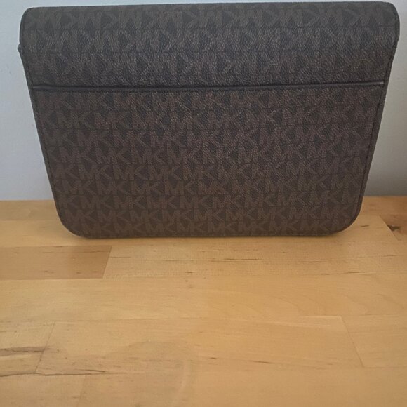 Michael Kors Crossbody Purse Sloan Editor MD Flap Messenger Black - Picture 2 of 6